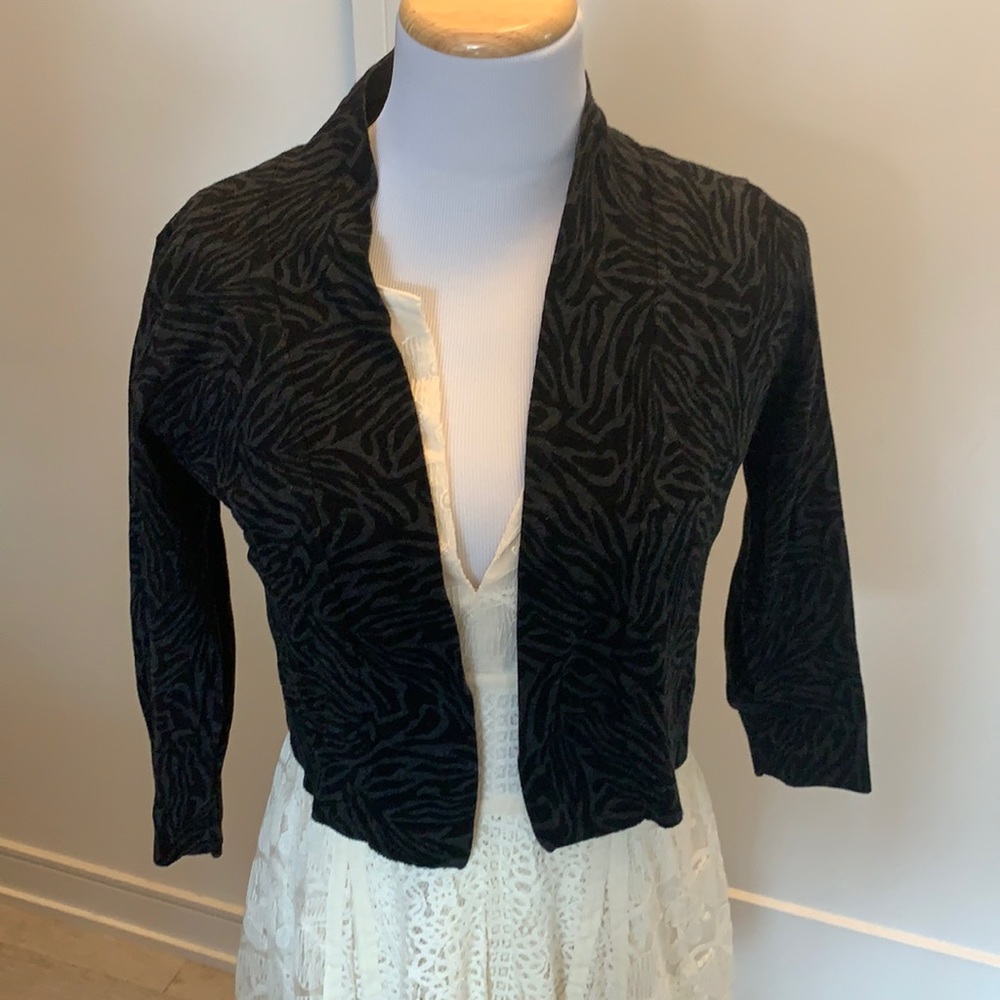 Calvin Klein zebra shrug Size S